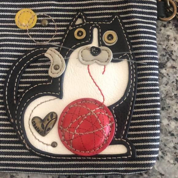 CHALA♥️CROSSBODY CAT APPLIQUÉ Leather 7.5”x5” EUC - Picture 4 of 12